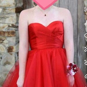 Sherri Hill Strapless Red Tulle Sweetheart Prom Dress